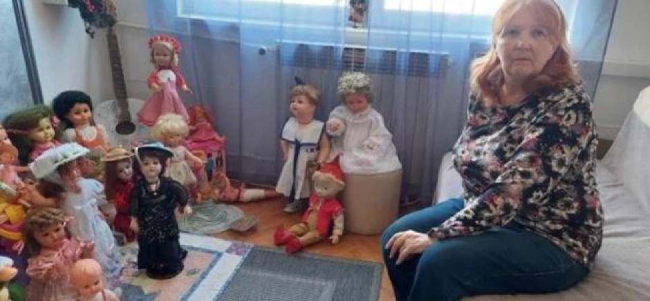 NAŠA PENZIONERKA IMA VIŠE OD 1.000 LUTAKA! Oliveri zavidi svaka devojčica!