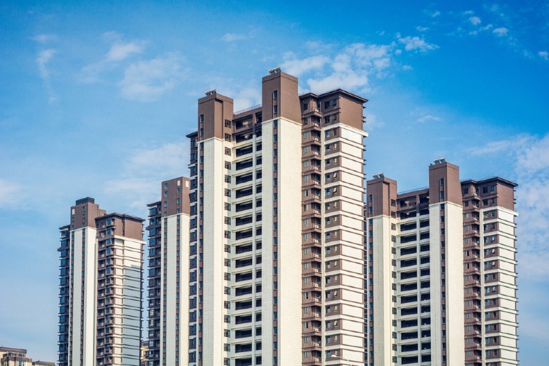 PENZIONERI TRAŽE RUŠENJE SOLITERA Ovo je razlog zašto im smeta građevina vredna 42 miliona evra