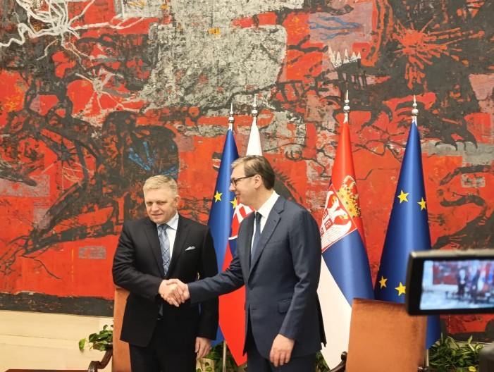 FICO SNAŽNO PODRŽAO POLITIKU SRBIJE! Podržao borbu za mir i stabilnost u zemlji, a protiv onih koji to, podržani spolja, ugrožavaju!