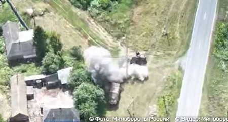 UNIŠTENO 400 TENKOVA Teški gubici na frontu, katastrofa za Ukrajinu (FOTO)