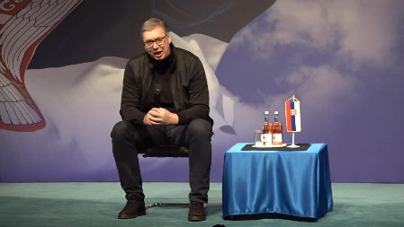 "SNAŽNIJE NEGO IKADA BORIĆU SE ZA SRBIJU" Predsednik Vučić poslao moćnu poruku!