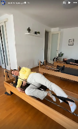 ŠOK IZDANJE VODITELJKE U 5. MESECU TRUDNOĆE! Niko nije očekivao da će je videti u ovakvom izdanju! (FOTO)