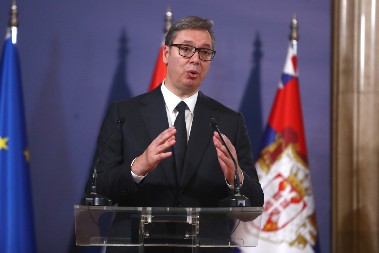 KRALJEV GAMBIT Aleksandar Vučić