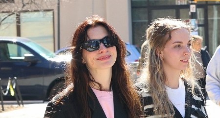 NAJBOLJI KOMPLET IKADA Bukvalno ne izlazi iz mode, preudoban, mekan i idealan kada ne znate šta da obučete