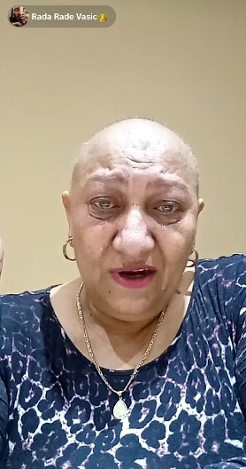 REČI NEUTEŠNE RADE VASIĆ KIDAJU DUŠU! Rade je preminuo, a danas se masovno šeruje njen video gde plače: ''Celog života, sirotinja...''