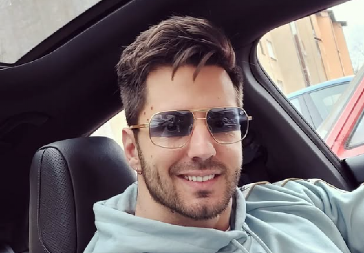 OGLASILA SE MAJKA POGINULOG PEVAČA! Potresnim rečima se oprostila od sina, nižu se izjave saučešća po društvenim mrežama