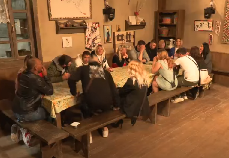 HAOS NA FARMI! Zbog odluke vođe usledila žučna svađa svih ukućana (VIDEO)