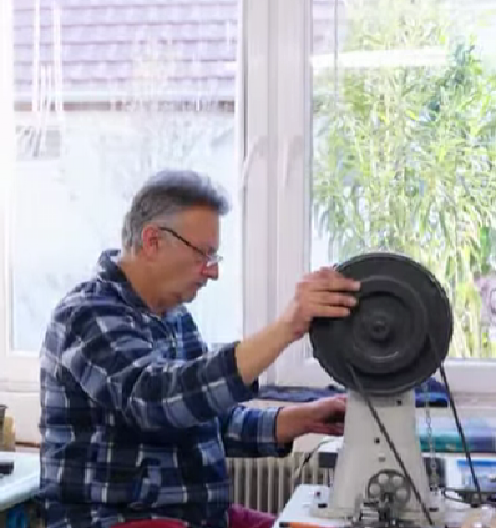 SOMBORAC NIKOLA ĐURAN NASTAVIO TRADICIJU DUGU VEK Bespovratna sredstva Ministarstva privrede unapredila njegovu radionicu za izradu opreme za konje (VIDEO)