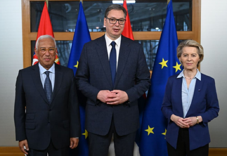 U Briselu počela radna večera Vučića sa Koštom i Fon der Lajen