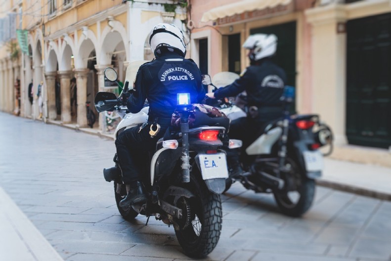 DA LI JE OVO NAJVEĆA POLICIJSKA BLAMAŽA IKADA? Godinama lovili misterioznog kriminalca – istina ih ostavila bez reči!