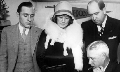 UBISTVO, PREVARA, I DVOSTRUKI ŽIVOT Godinama krila ljubavnika u tajnoj prostoriji, jedna greška otkrila stravičnu istinu! (FOTO)