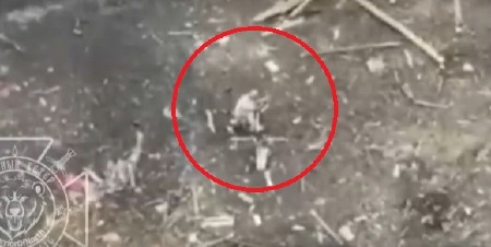 OVERIO GA JEDNIM HICEM U GLAVU Dron snimio najjeziviju scenu s ratišta - vojnik nagazio na minu, dokrajčio ga njegov saborac