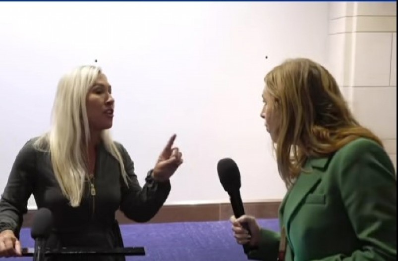 IZBIO POTPUNI HAOS ZBOG "AFERE SIGNAL": Republikanka napala novinarku iz Britanje: "Vrati se u svoju zemlju, baš me briga za tvoje lažne vesti!" (VIDEO)