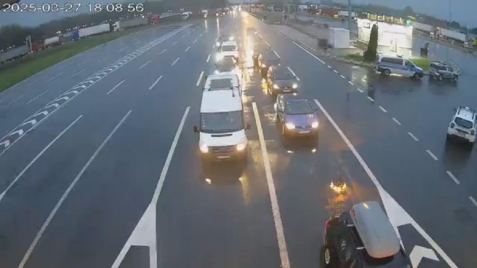 NA OVOM GRANIČNOM PRELAZU SE ČEKA DO ČETIRI SATA! Obaveštenje za vozače