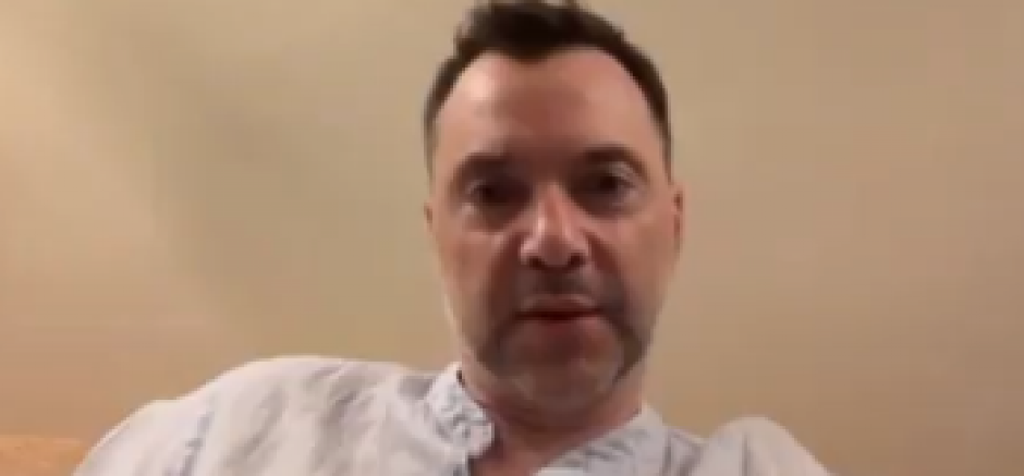 ARESTOVIČ OTKRIVA MRAČNE TAJNE VLADE ZELENSKOG: Ukrali su milijarde dolara iz budžeta Ukrajine!