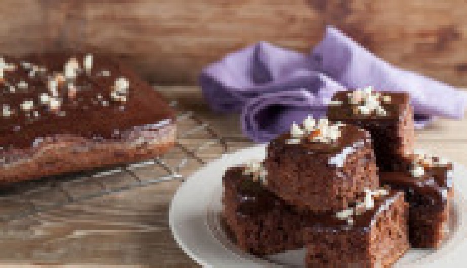 POSNO MEDENO SRCE Jednostavan kolač skupog ukusa, za sve prilike