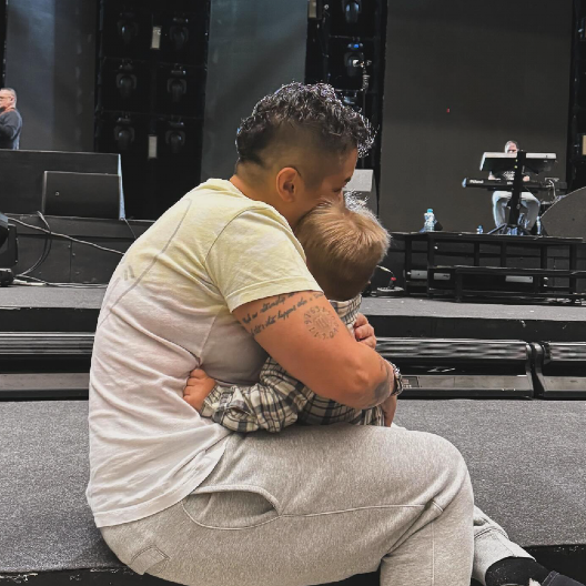 PROHODAO SIN MARIJE ŠERIFOVIĆ! Pevačica presrećna, objavila emotivan trenutak (FOTO)