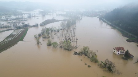 IZLILA SE DRINA Poplavila je sve oko sebe, evo kakvo je sad tamo stanje