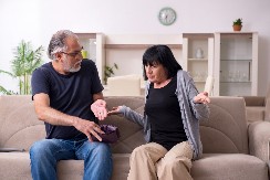 ISPOVEST SRPSKE SNAJKE O PORODIČNOJ DRAMI Svekar Stojan je stalno kritikovao i maltretirao, a onda je otkrio jezivu istinu - nastao totalni haos!