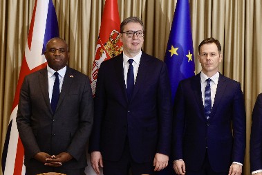 SLUŠALI SMO BROJNE IZMIŠLJOTINE Vučić posle sastanka sa Lamijem prokomentarisao proteste u Velikoj Britaniji i Srbiji