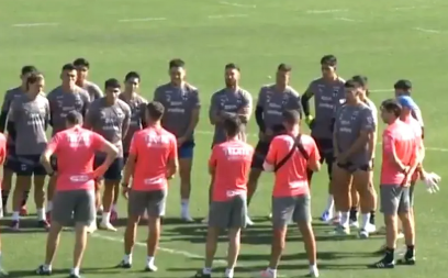 HAOS NA TRENINGU POZNATOG KLUBA Fudbaler se sukobio sa trenerom, pa završio sa 10 šavova (VIDEO)