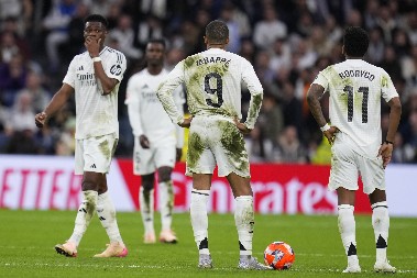 ŠOK U MADRIDU Valensija u 90+5. minutu Realu oduzela šampionska nadanja, Vinisijus tragičar