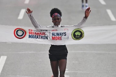 ISPISANA ISTORIJA Kenijka srušila rekord i pobedila na 38. Comtrade Beogradskom maratonu
