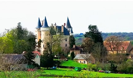 KUPOVINA VEKA Luksuzni zamak s bogatom istorijom i legendom o Napoleonovom blagu na prodaju (FOTO)