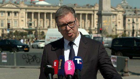 ULAZI SE U NEMIRNO DOBA I TEŠKA VREMENA Vučić obelodanio detalje razgovora sa Makronom