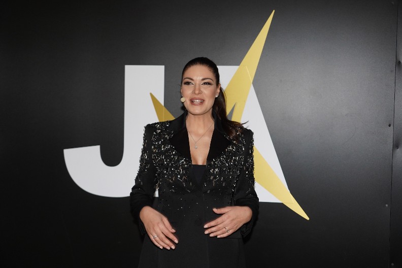 "LAKTALI SU SE I POKUŠAVALI DA ME SRUŠE" Sanja Kužet ne može više da ćuti o koleginicama, evo kakve probleme je imala!