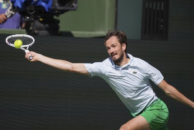 RUSU PRIPAO MARATON Medvedev slavio posle drame