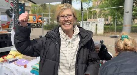 "DA SE UJEDINIMO! ŽIVELA SRBIJA" Gordana Marković: Došli smo ovde da podržimo našeg predsednika! (VIDEO)