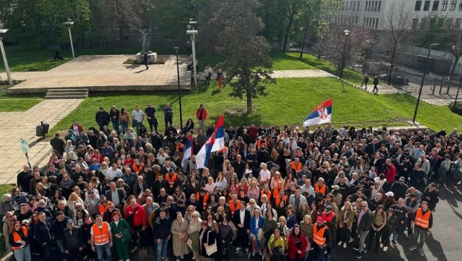 "KREĆEMO!" Siniša Mali krenuo na Svenarodni skup: Uvek uz našeg predsednika Aleksandra Vučića i politiku koju on zastupa