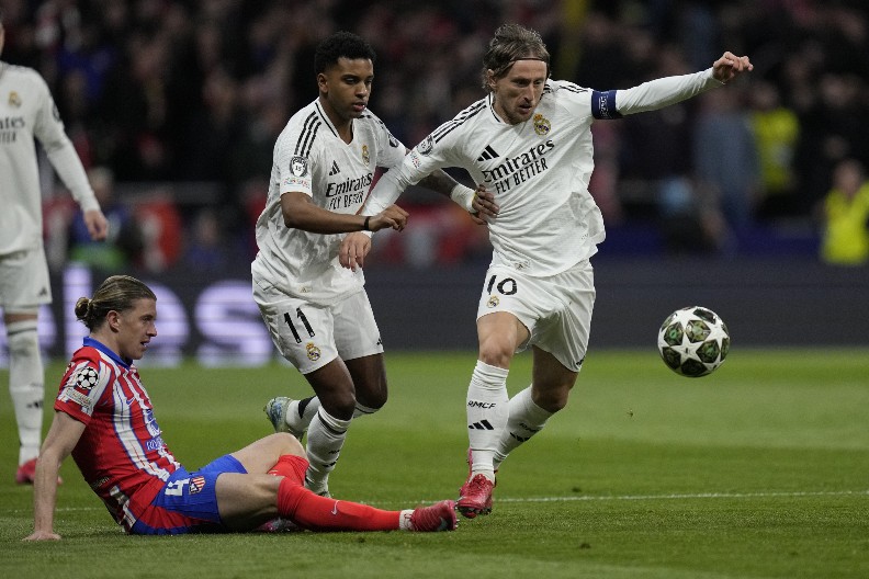 EKSPLODIRALA FUDBALSKA BOMBA Luka Modrić postao vlasnik poznatog engleskog kluba