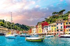 ŠARMANTNI ITALIJANSKI GRADIĆ JE MESTO IZ SNOVA! Obožava ga svetski džet set, i to sa razlogom