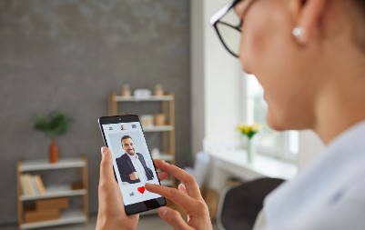 SVI SE SVAĐAJU ZBOG NJENIH ZAHTEVA Žena je napisala 18 uslova koje muškarac mora da ispuni da bi bio s njom, da li se vi slažete?