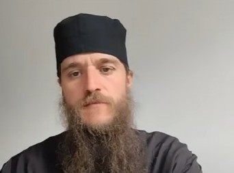 EMOTIVNI SUSRET KOJI VRAĆA VERU U LJUDE Musliman iz Novog Pazara ugostio monaha, njegovo gostoprimstvo će pamtiti dok je živ! (VIDEO)