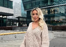 PORODILA SE PEVAČICA "ZVEZDA GRANDA" Zbog ljubavi napustila takmičenje, a detetu dala nestvarno ime