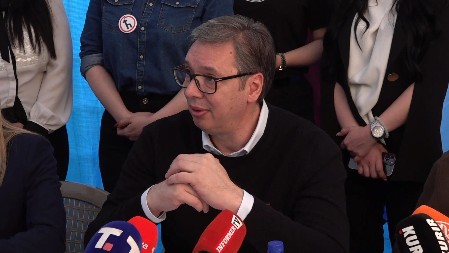 NA DAN POBEDE Vučić: Mogući razgovori sa Putinom oko cele situacije, nafte i gasa