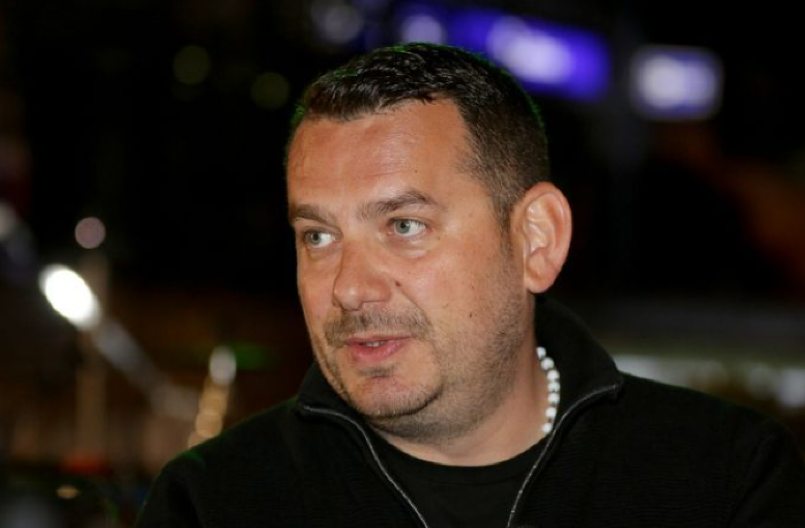 PEĐA MEDENICA U PIJANOM STANJU PAO SA MOTORA Svi nastupi momentalno otkazani!