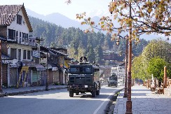 NAPADNUTI TURISTI U POPULARNOJ DESTINACIJI Ubijeno 26, još 17 povređeno