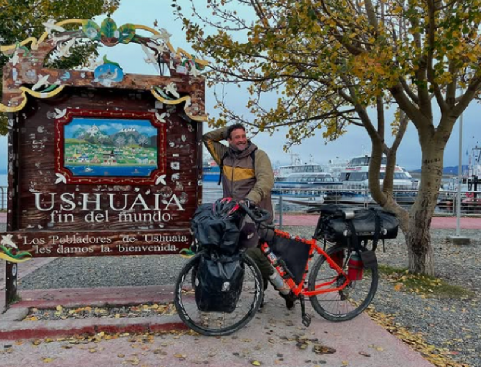 BICIKLOM JE PREŠAO CELU JUŽNU AMERIKU Neobična stvar se dogodila na samom kraju puta