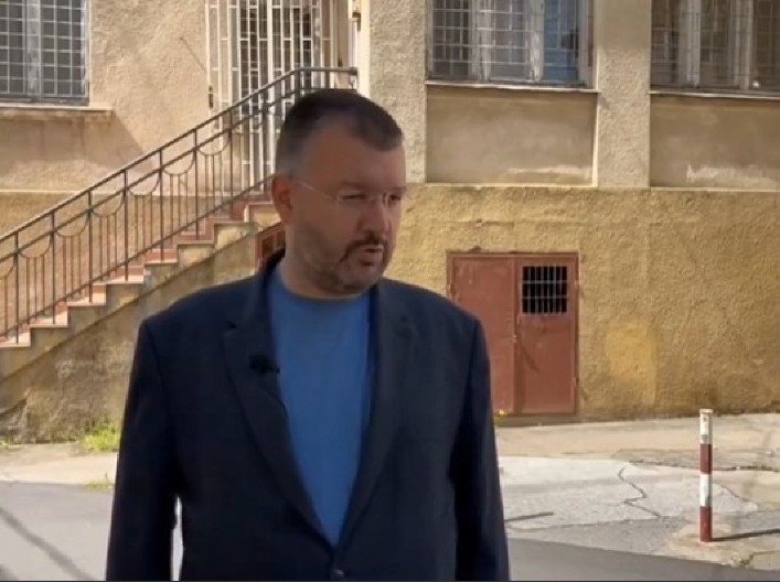 PROFESOR ANTIĆ: Prvi na barikadama protiv RTS-a su oni koji su od istog tog RTS-a dobili milione! (VIDEO)