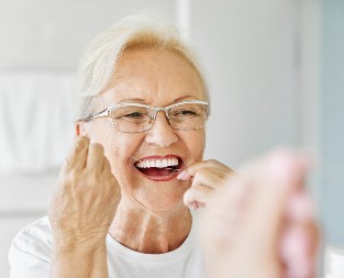 NIJE SVAKI ZA VAS Otkrijte kako da izaberete pravi konac za zube, jedna stvar je presudna