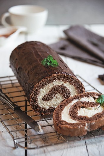KOKOS ROLAT Miriše na plažu i more, a uspeva i potpunim početnicima