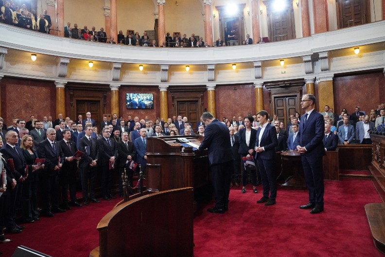 Vlada: Novčana pomoć Srbima u zatvorima na KiM, žrtvama političkog progona