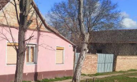 KUĆA OD 92 KVADRATA ZA SAMO 12.000 EVRA Uz nju ide i ostava i radionica, i na sat i po je od Beograda