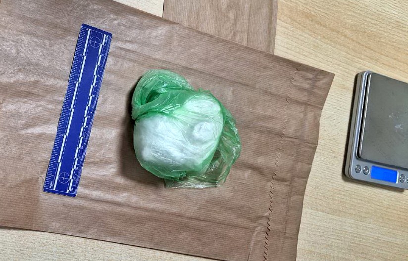 SRBIN PAO SA VIŠE OD KILO KOKAINA U ITALIJI Odao ga samo JEDAN POTEZ prilikom rutinske kontrole policije