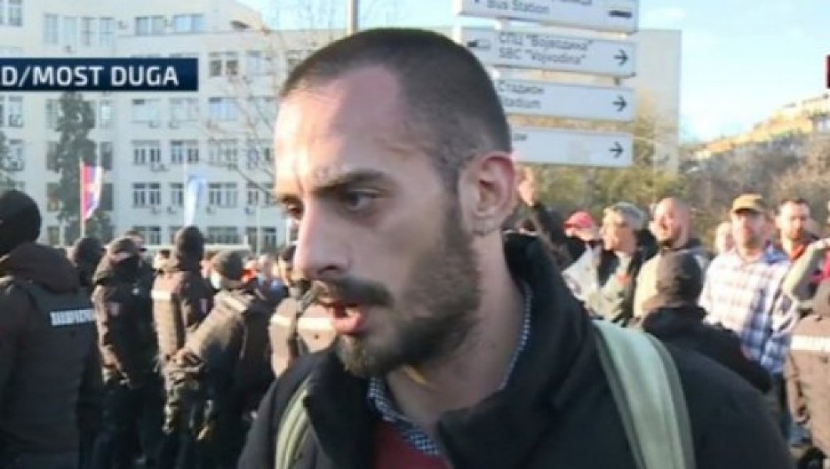 PRIVEDEN NASILNIK BRAJAN BRKOVIĆ Danas je sa Dinkom Gruhonjićem sprovodio nasilje i kinjio dekana