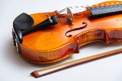 VIOLINA POSLATA NA POPRAVKU, PA OTKRIVENA SKRIVENA PORUKA Ono što je napisano slama srca